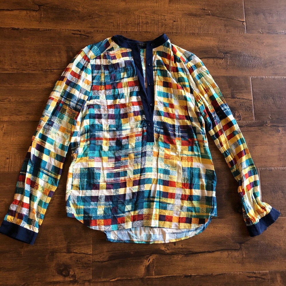 BcbgMaxAzria Long Sleeve Top